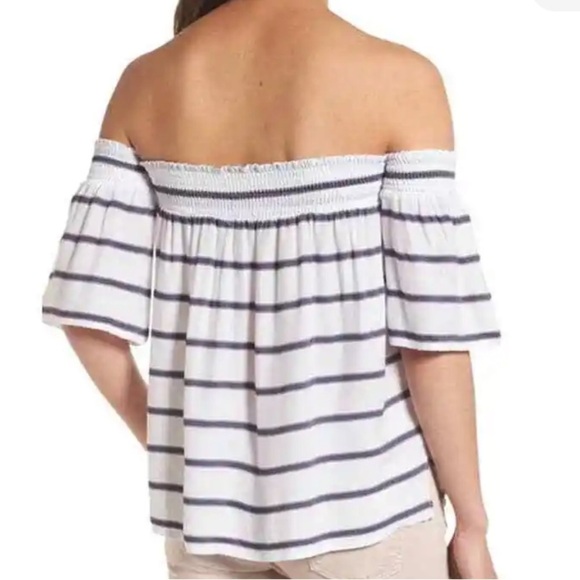 Rails Isabelle Off-the-shoulder Top - Picture 7 of 7